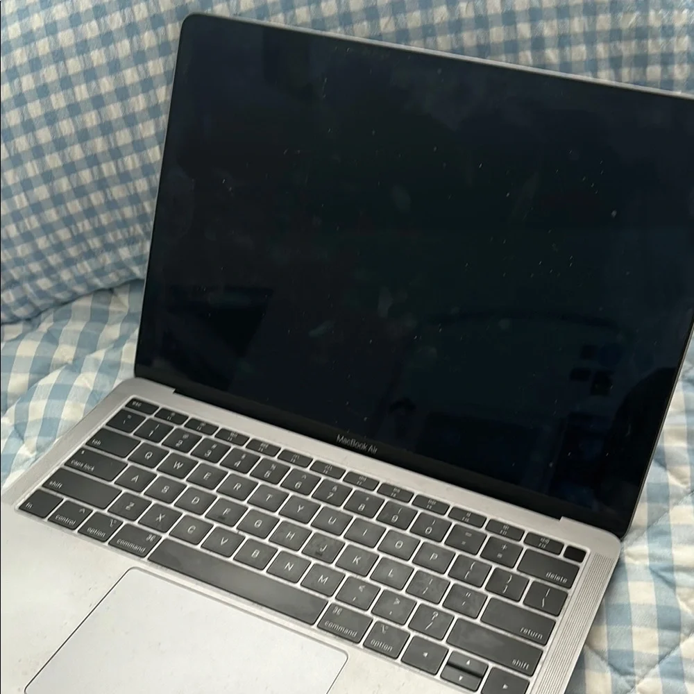 Apple Silver Tablet Stylus Sleek Design